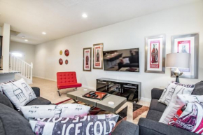 Inviting 4 Bdm Townhome sleeps 11 townhouse